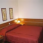 Creina Hotel 4*