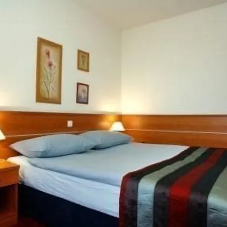 Creina Hotel