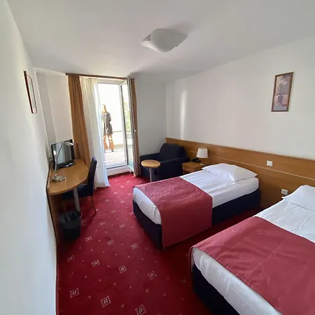 Creina 4* Kranj