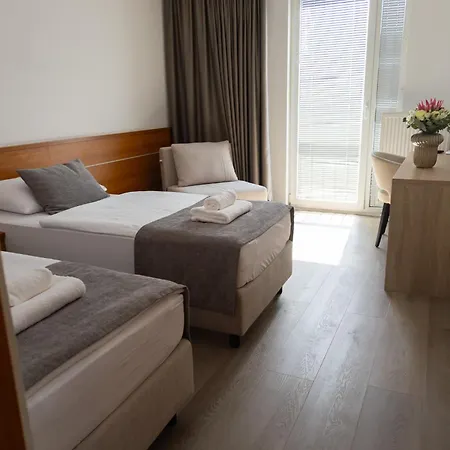 Creina Hotel 4*