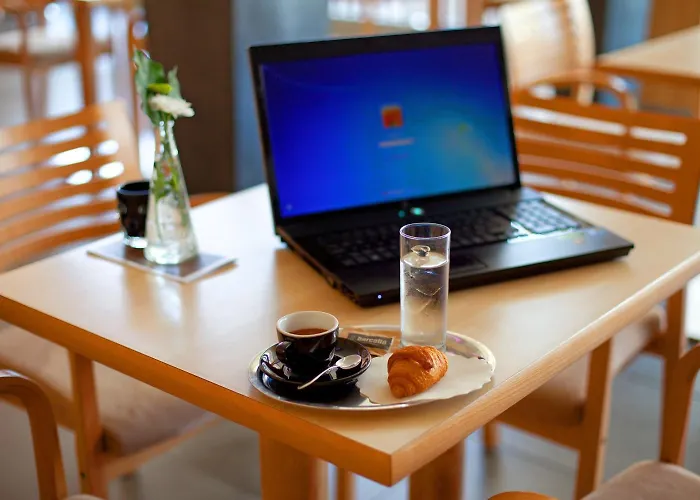 Creina 4* קראנז'